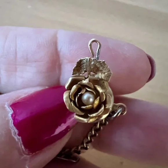 VINTAGE SOLID 14K YELLOW GOLD ROSE FLOWER PEARL TIE LAPEL PIN RARE UNUSUAL